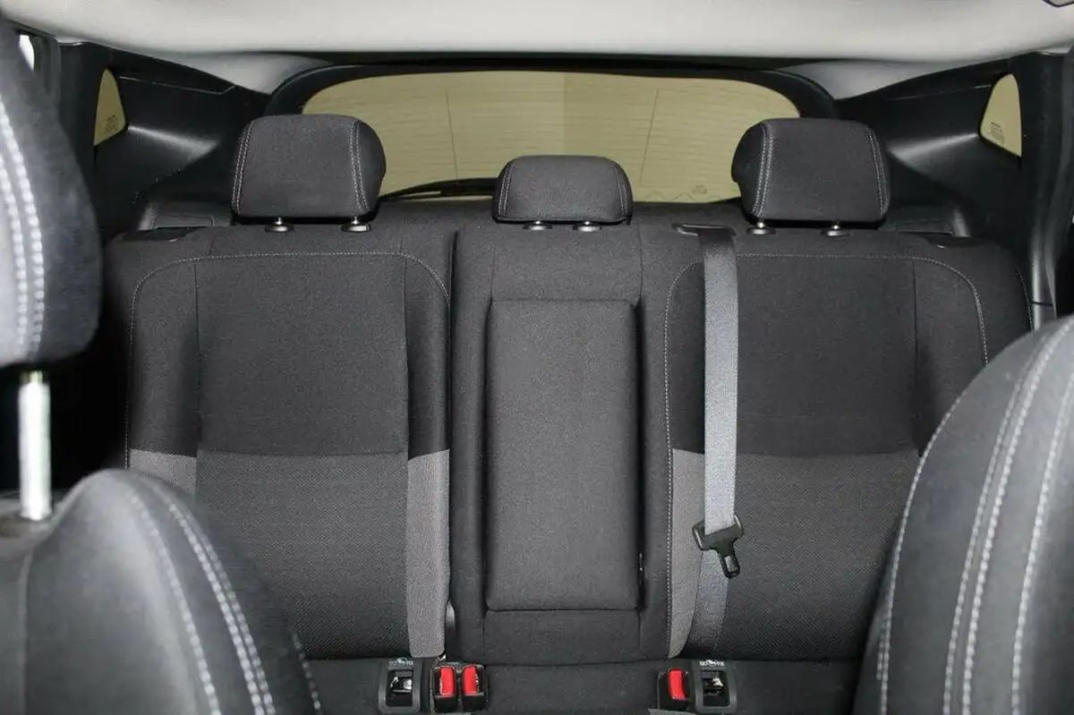 2017-nissan-qashqai-15dci-n-connecta-big-49