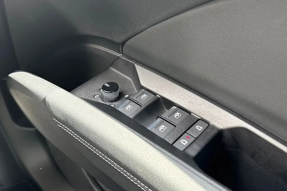 2024-audi-q4-e-tron-45e-black-edition-station-wagon-auto-big-26