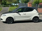 2014-chrysler-ypsilon-12-s-small-10