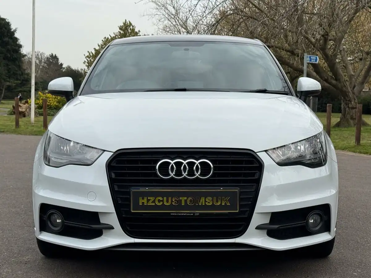 2013-audi-a1-14-s-line-tfsi-122ps-sportback-5d-1390cc-tronic-big-3