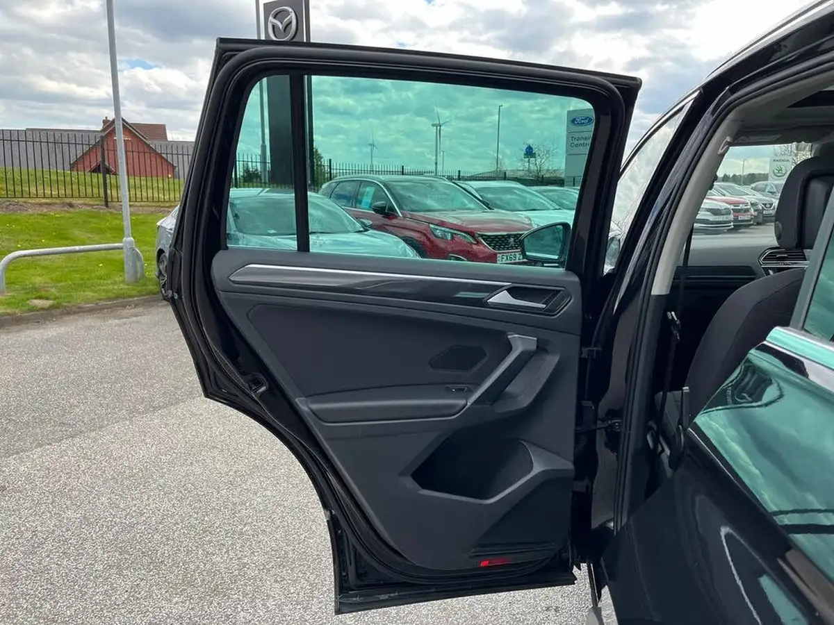 2022-volkswagen-tiguan-20tdi-elegance-150ps-big-32