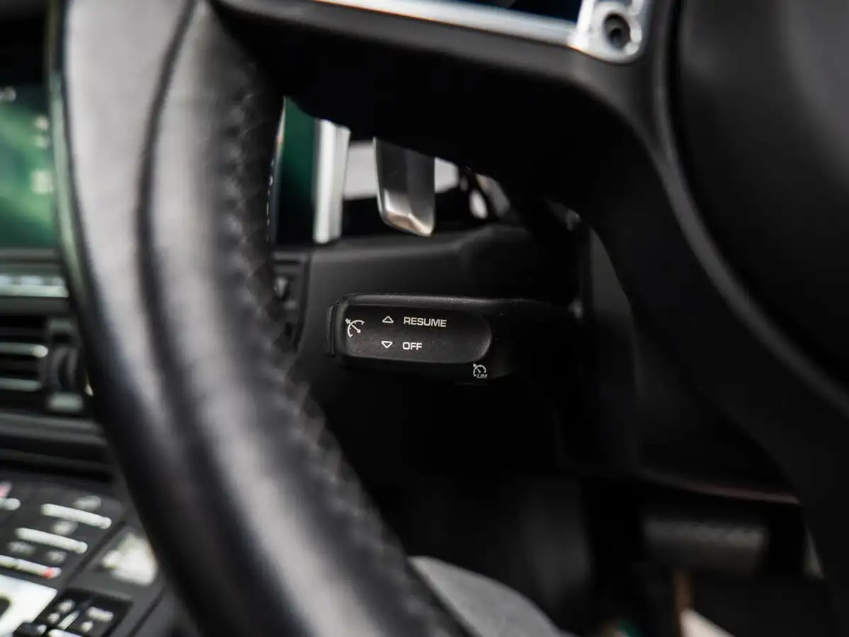 2019-porsche-macan-30-v6-s-big-45