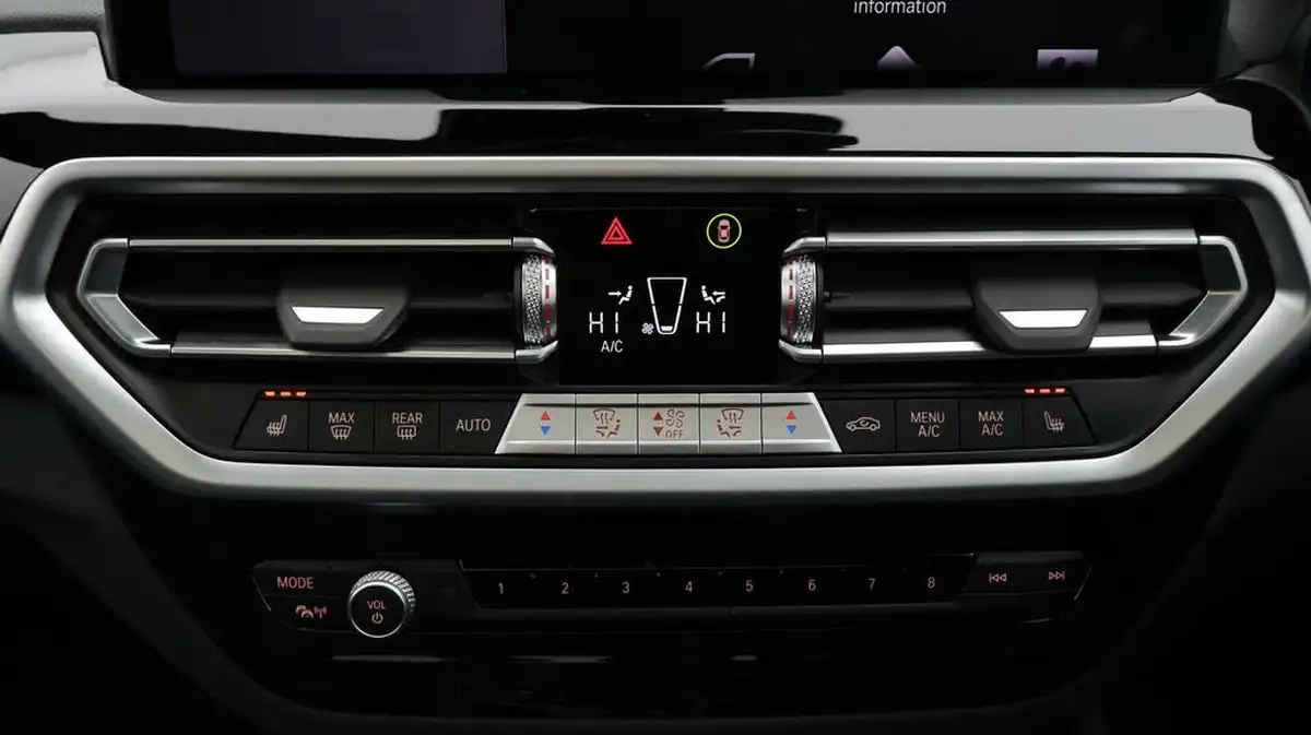 2022-bmw-ix3-e-m-sport-big-12