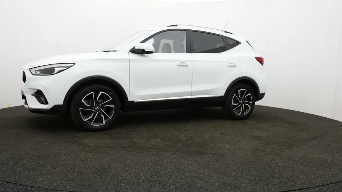 2023-mg-zs-suv-10t-gdi-exclusive-big-55