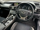 2016-lexus-is-300h-25-sport-small-18
