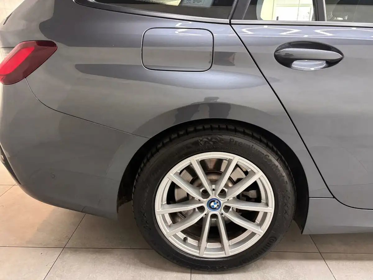 2022-bmw-3-series-20-330e-se-pro-touring-5d-big-30