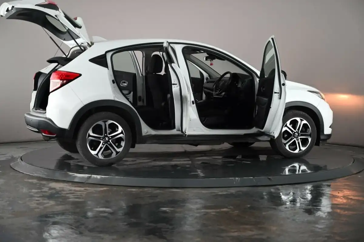 2017-honda-hr-v-15-i-vtec-se-navi-big-49