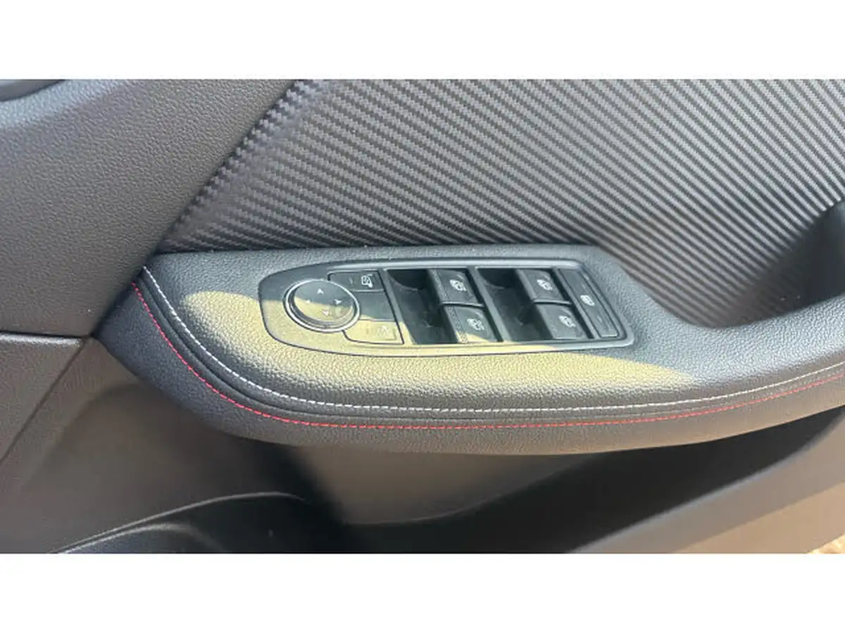 2022-renault-clio-16-rs-line-140ps-rs-line-e-tech-hybrid-big-35