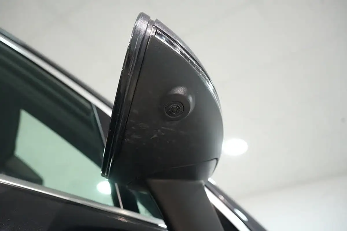 2016-porsche-macan-30td-s-big-30