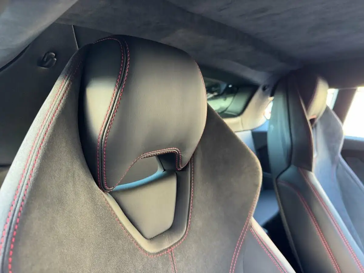 2014-lamborghini-huracan-lp-610-4-big-12