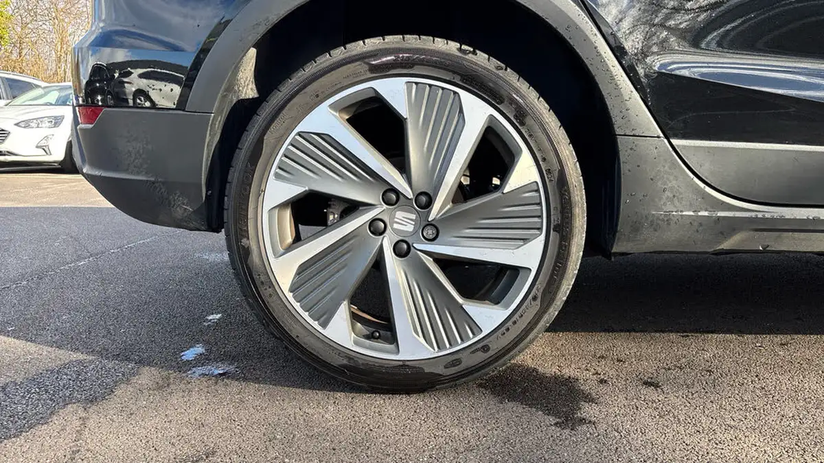 2024-seat-arona-15-tsi-fr-sport-big-18