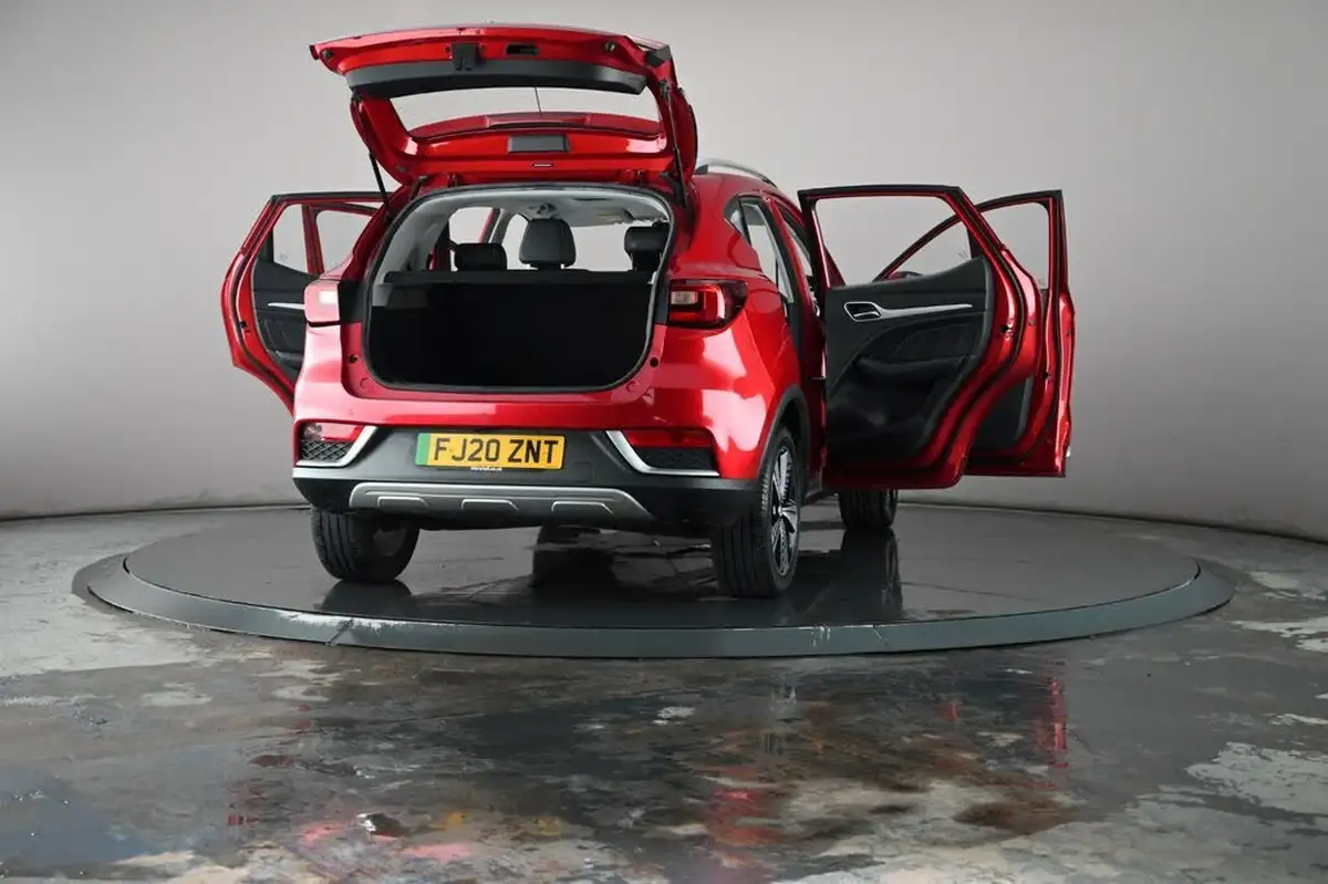 2020-mg-zs-suv-e-exclusive-ev-big-45