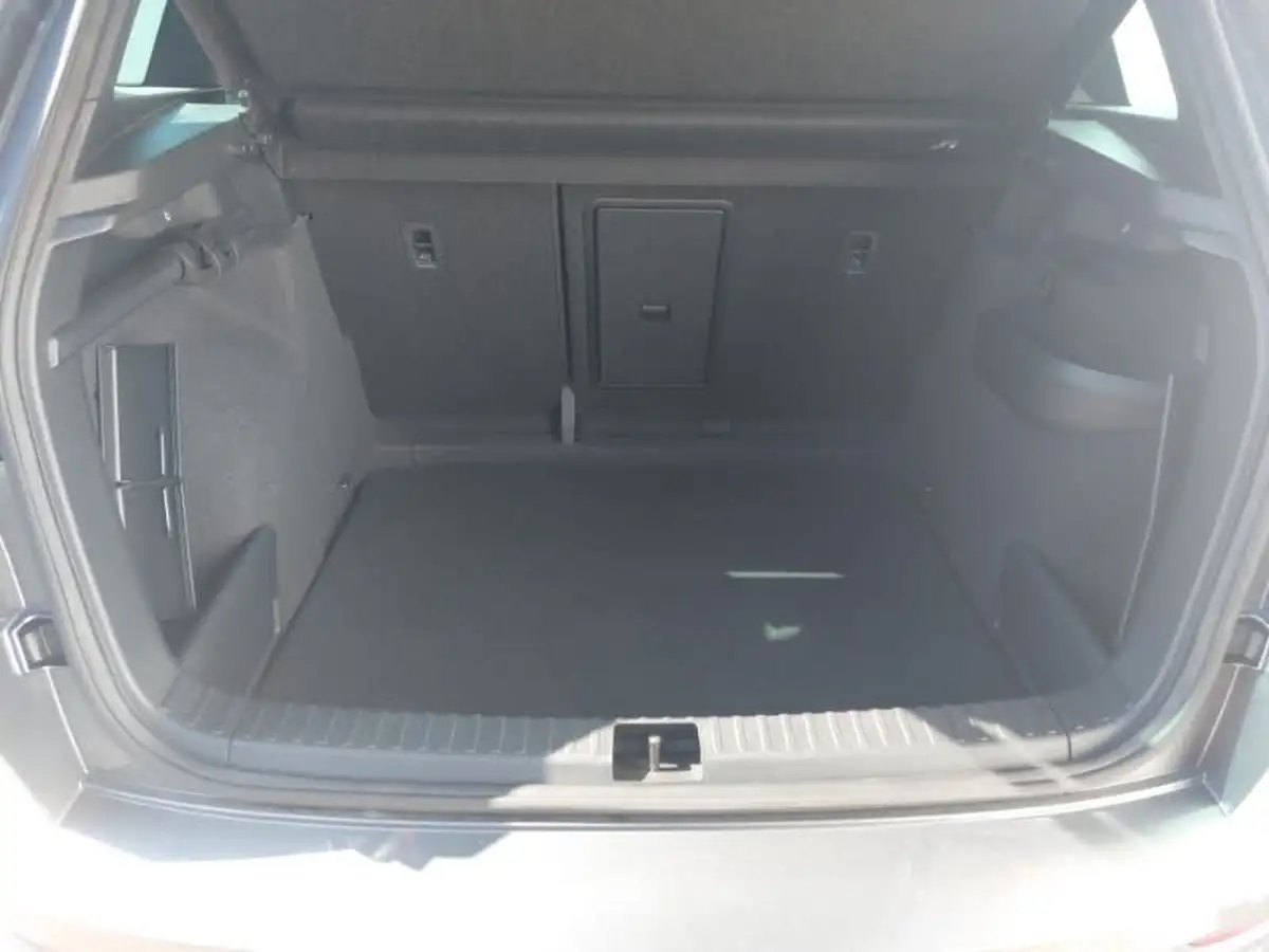2022-skoda-karoq-15-tsi-sportline-big-7