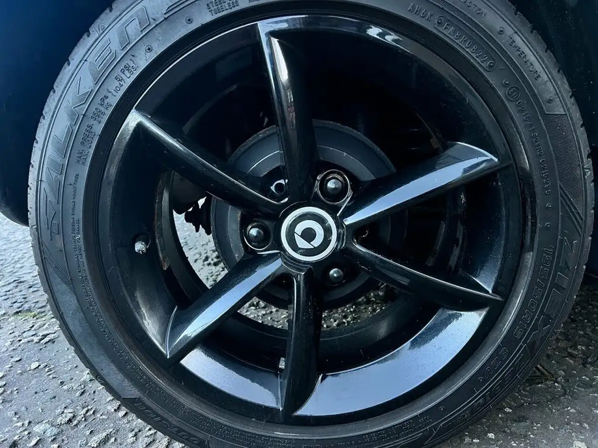 2014-smart-fortwo-10-grandstyle-plus-mhd-71bhp-coupe-big-11