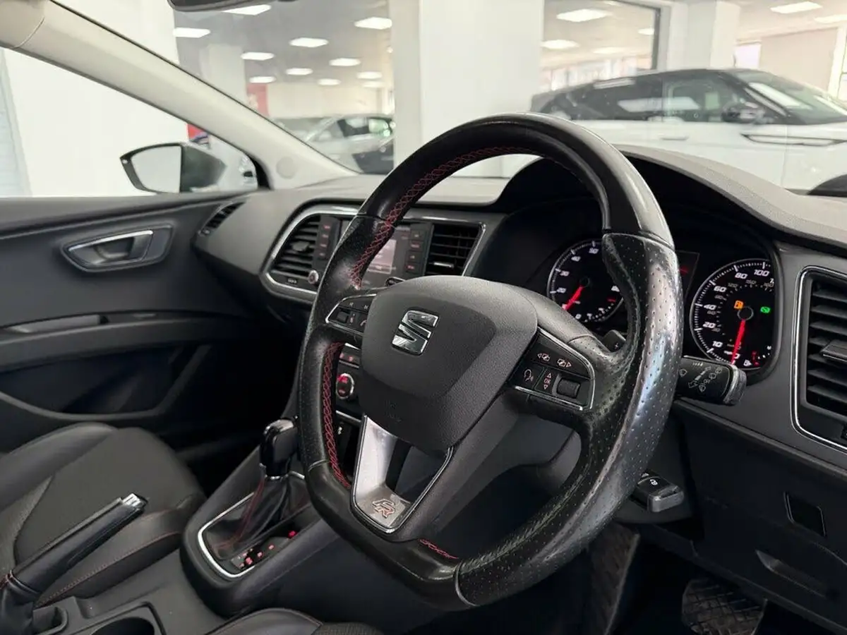 2016-seat-leon-14-fr-tech-pack-ecotsi-sportcoupe-3d-1390cc-dsg-big-24