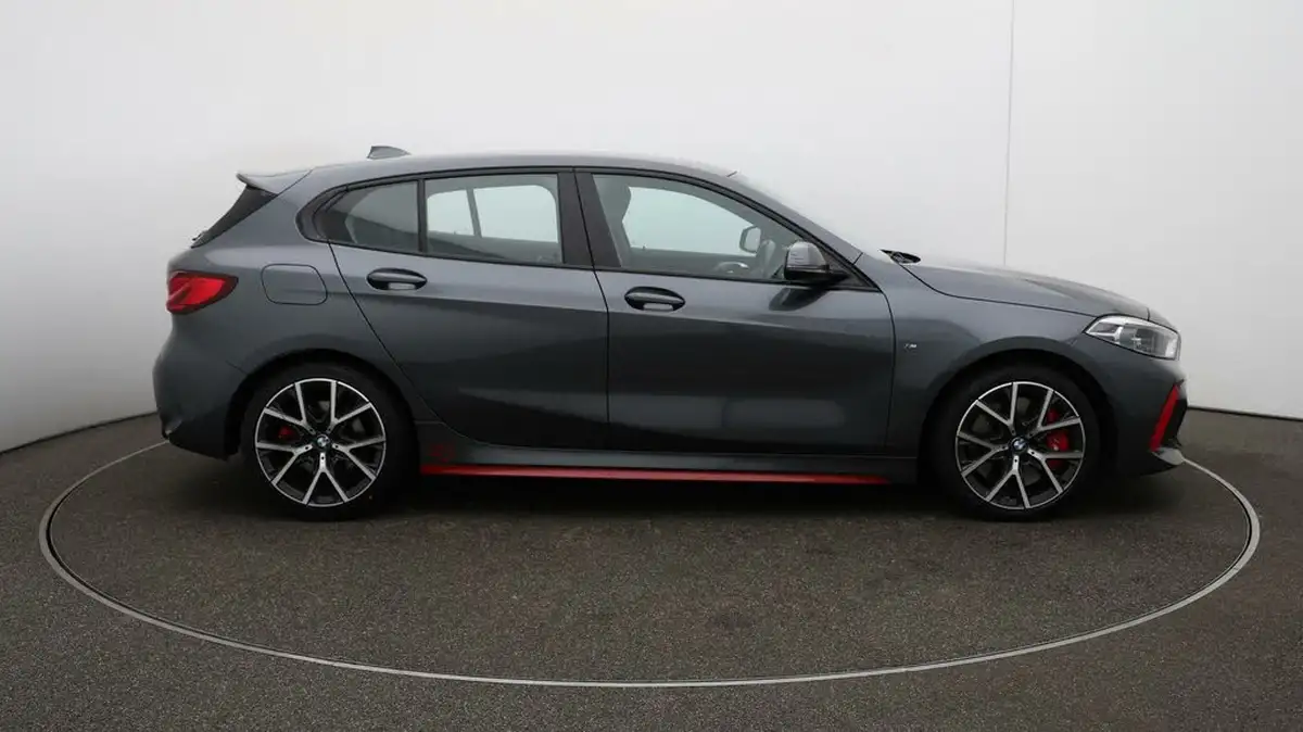 2021-bmw-1-series-20-128ti-lcp-big-40