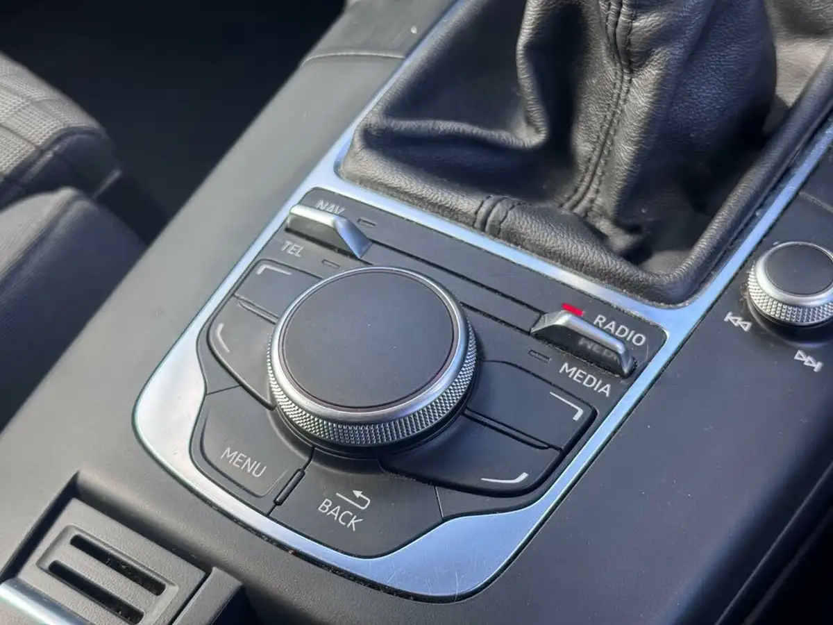 2014-audi-a3-20-tdi-sport-150ps-hatchback-3d-1968cc-big-12