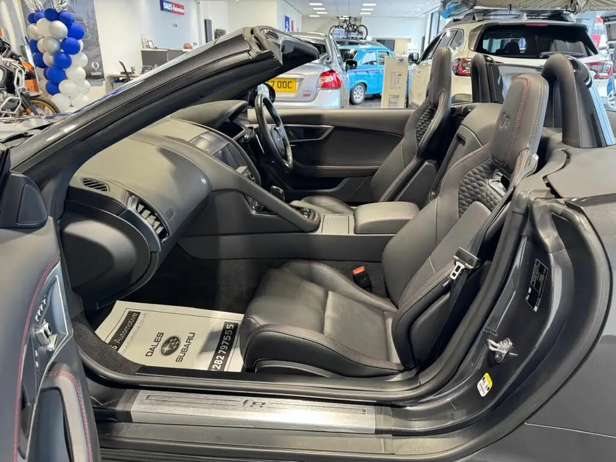 2020-jaguar-f-type-50-v8-sc-r-575ps-awd-convertible-big-39