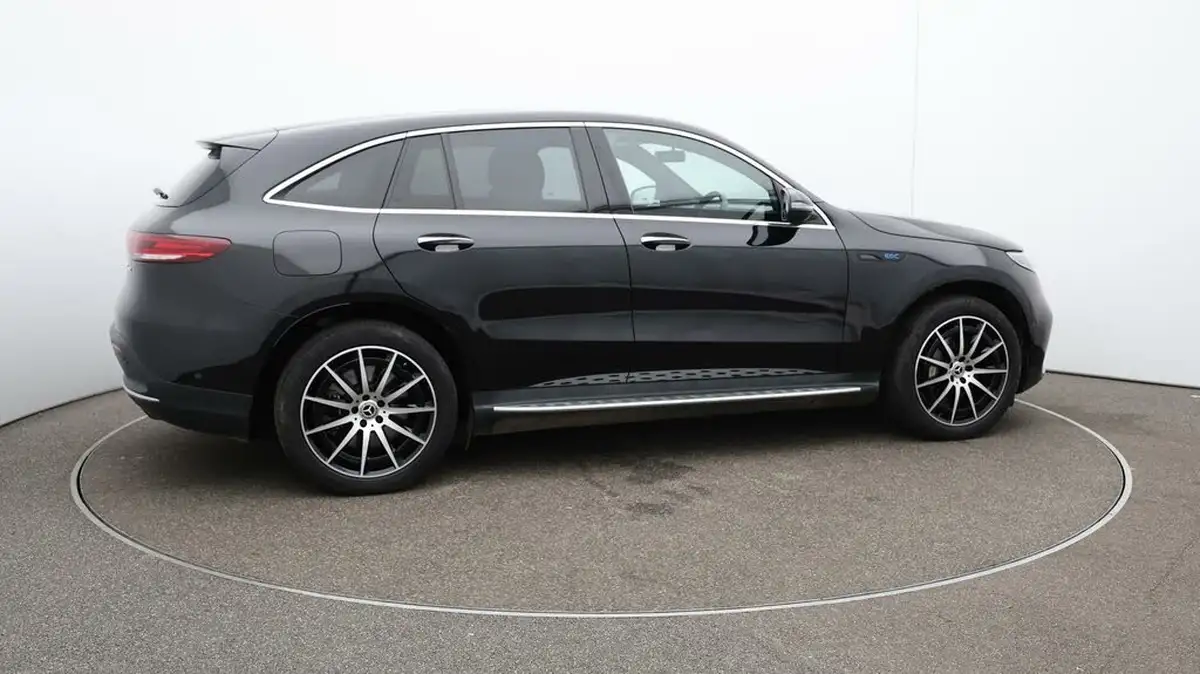 2022-mercedes-benz-eqc-e-eqc-400-amg-line-big-43