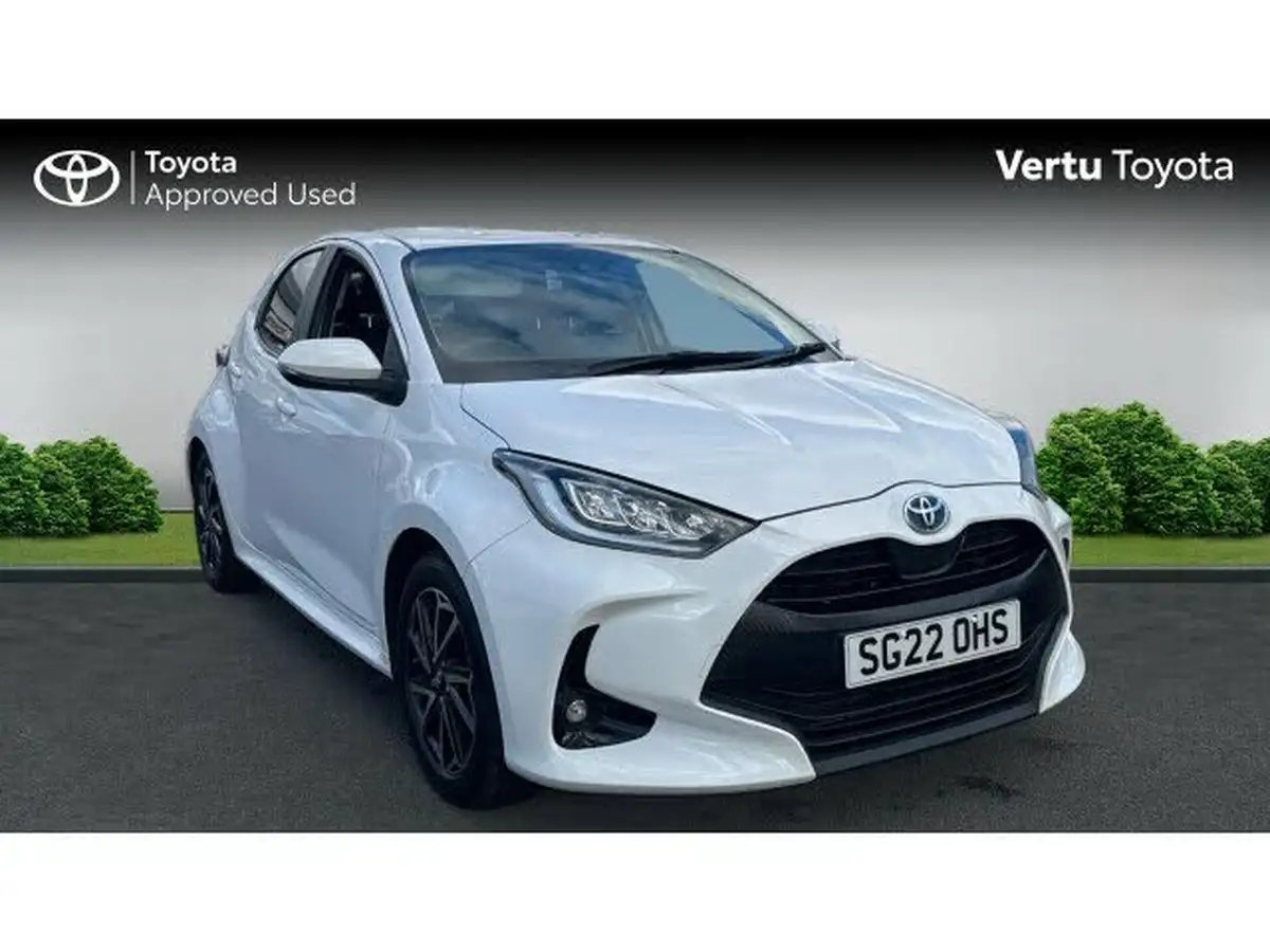2022-toyota-yaris-15-vvt-i-design-big-0