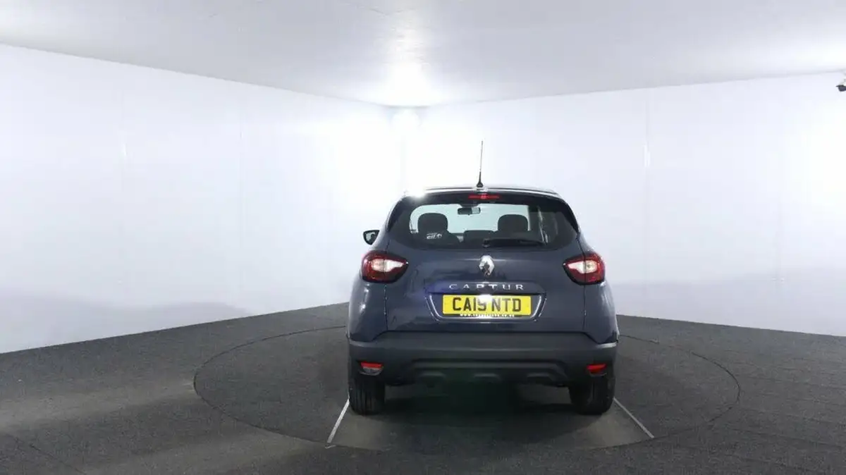 2019-renault-captur-09-tce-play-big-5