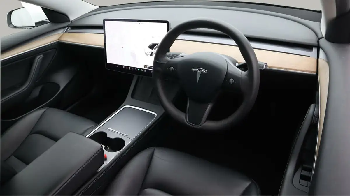 2021-tesla-model-3-e-long-range-4x4-big-9