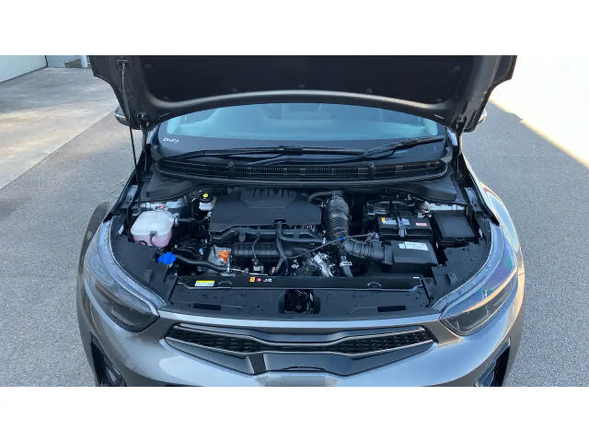 2024-kia-stonic-10-t-gdi-gt-line-s-98bhp-dct-big-7