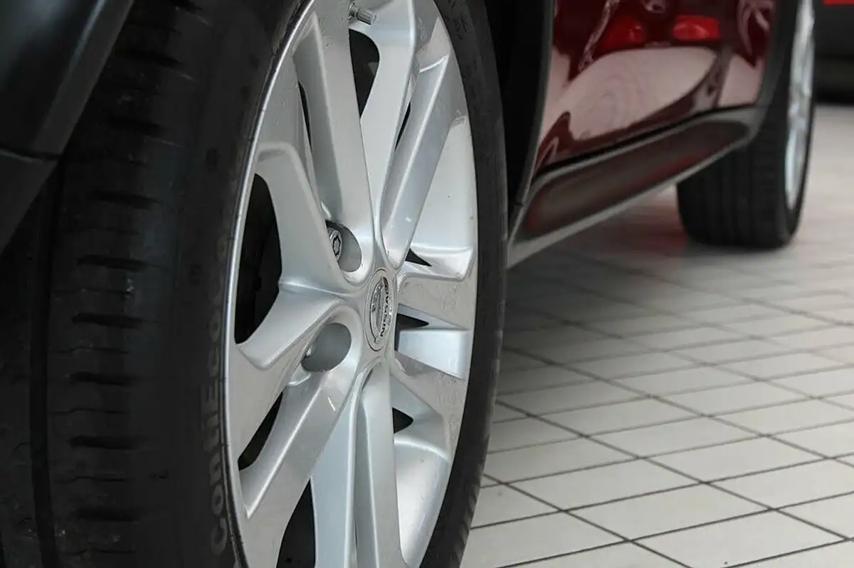 2016-nissan-juke-12-dig-t-n-connecta-ss-big-13