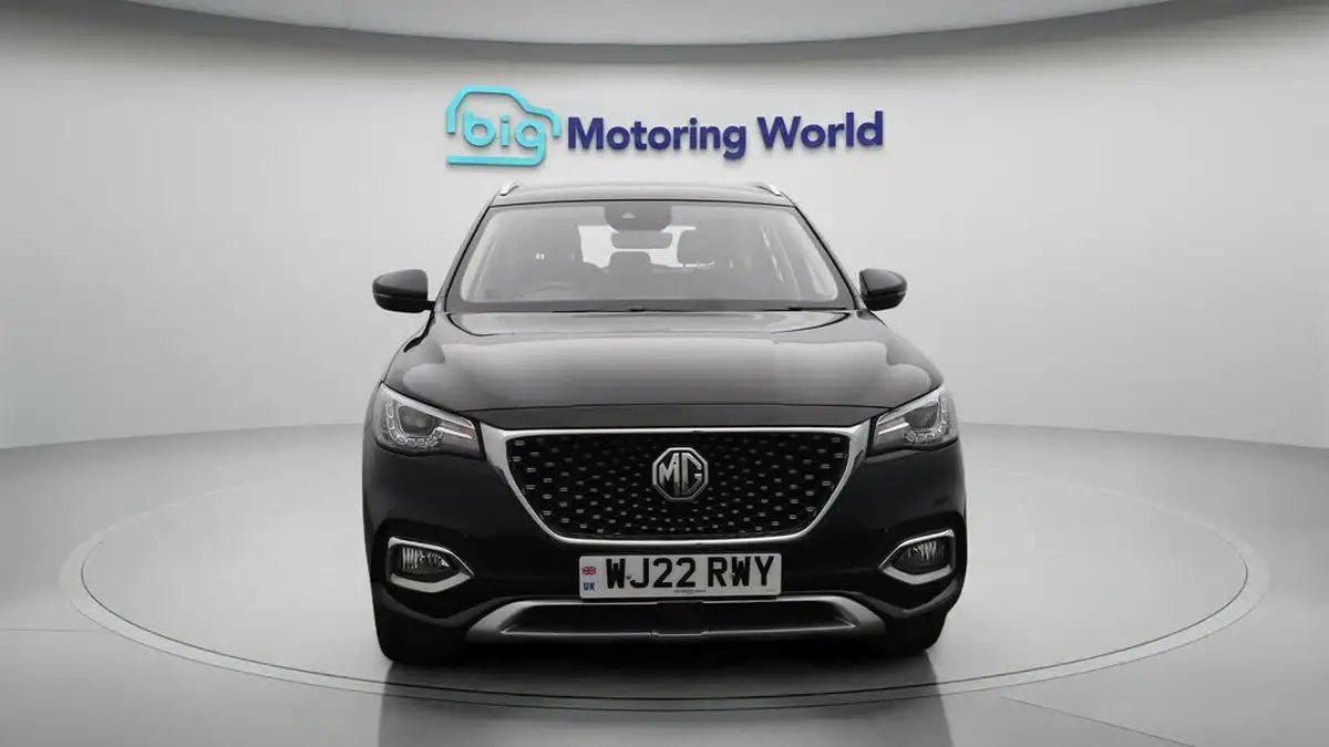2022-mg-hs-15t-gdi-excite-162ps-big-2