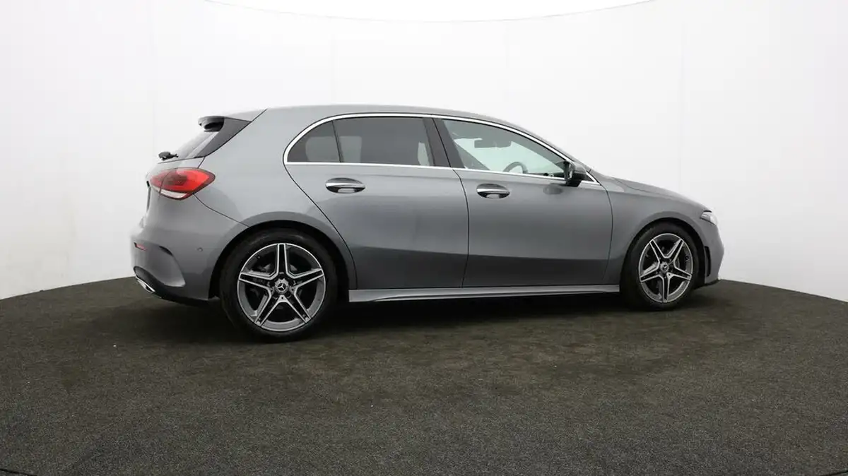 2021-mercedes-benz-a-class-20d-a200d-amg-line-premium-hatchback-5d-big-29