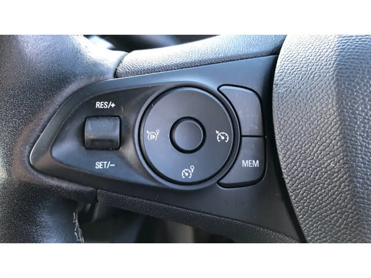 2022-vauxhall-corsa-12i-se-edition-big-21