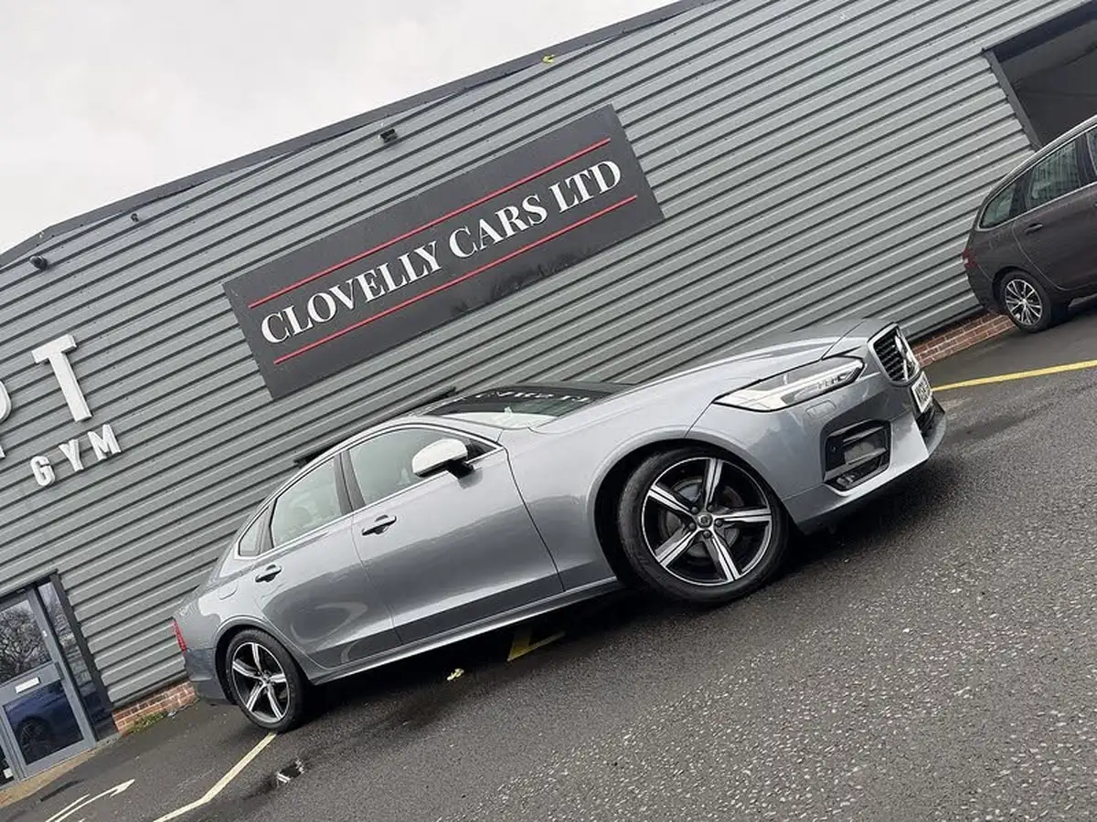 2018-volvo-s90-20td-d4-r-design-big-5