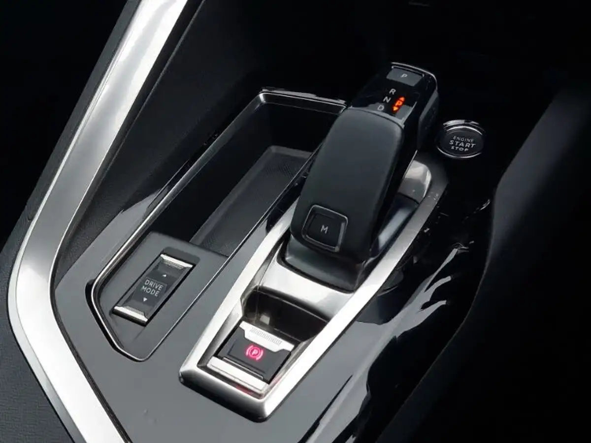 2022-peugeot-3008-suv-15-bluehdi-gt-premium-big-16