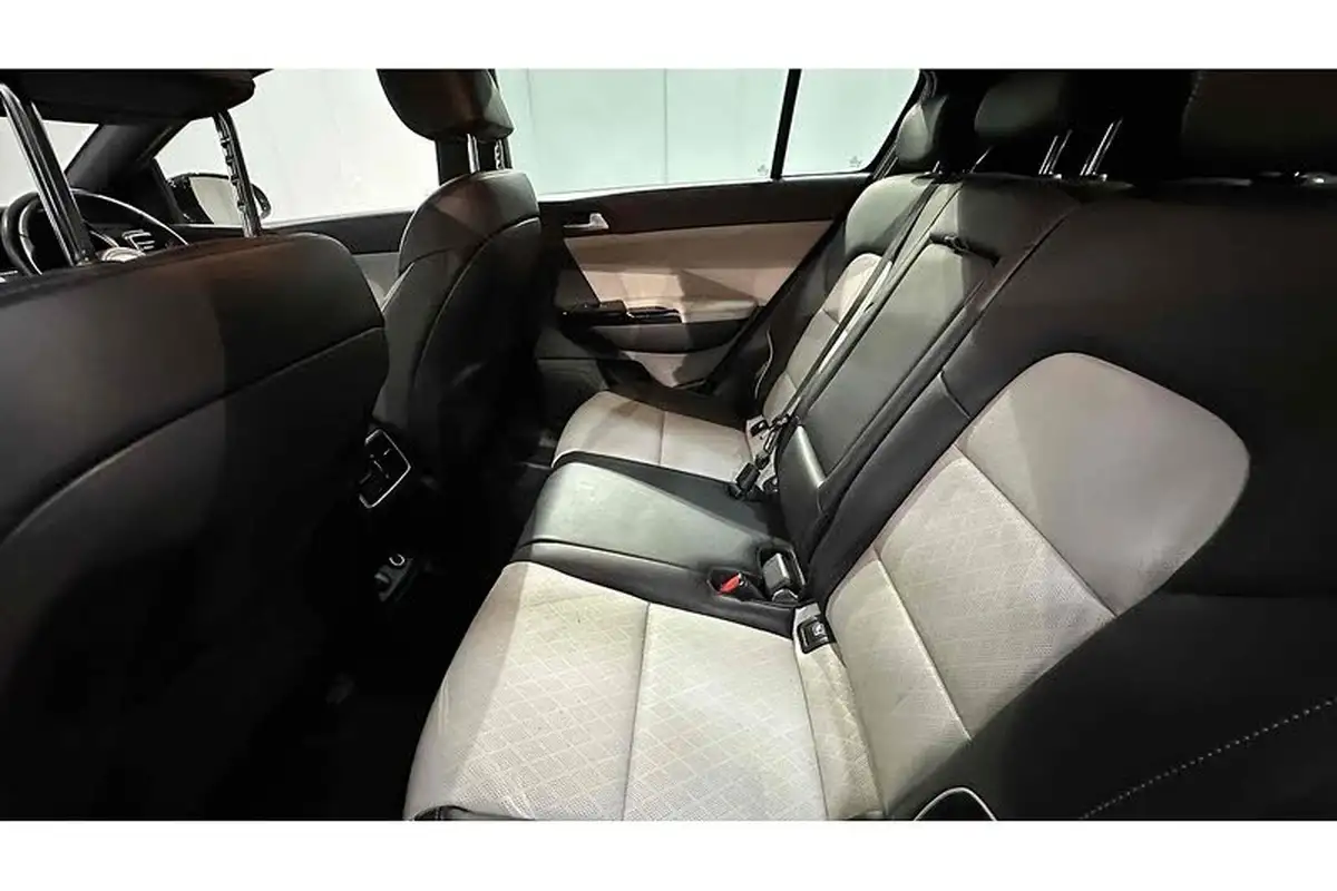 2021-kia-sportage-16crdi-gt-line-134bhp-48v-dct-big-18