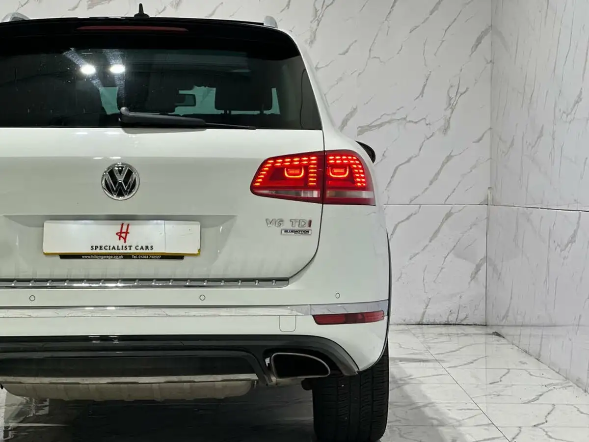 2016-volkswagen-touareg-30tdi-r-line-262ps-2967cc-big-17