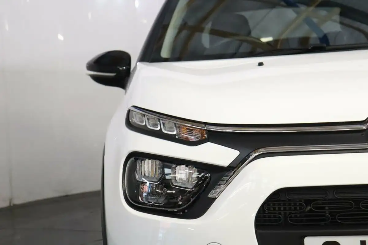 2023-citroen-c3-12-puretech-plus-110ps-eat6-big-10
