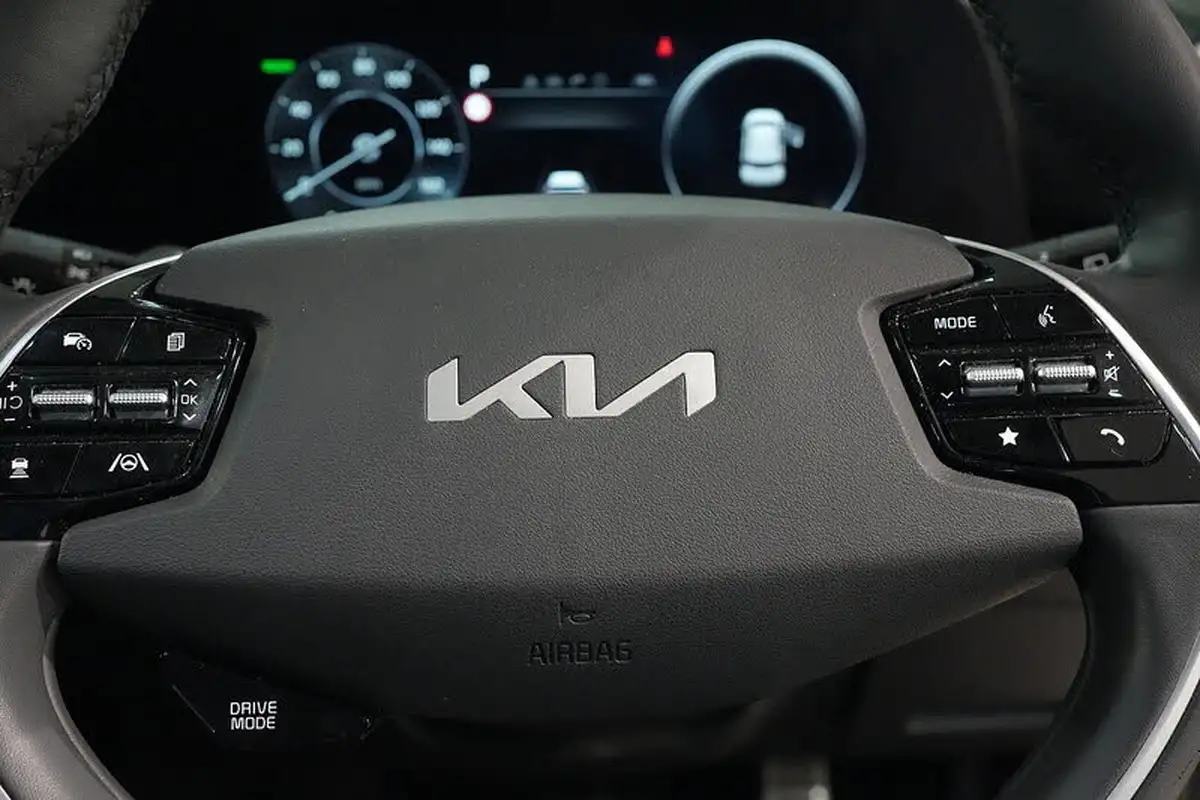 2023-kia-niro-ev-e-4-big-29