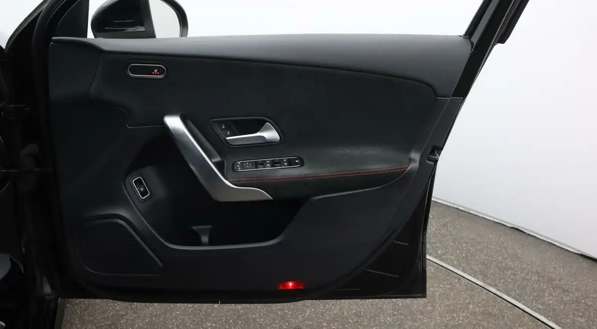 2021-mercedes-benz-a-class-20d-a220d-amg-line-executive-saloon-4d-big-15