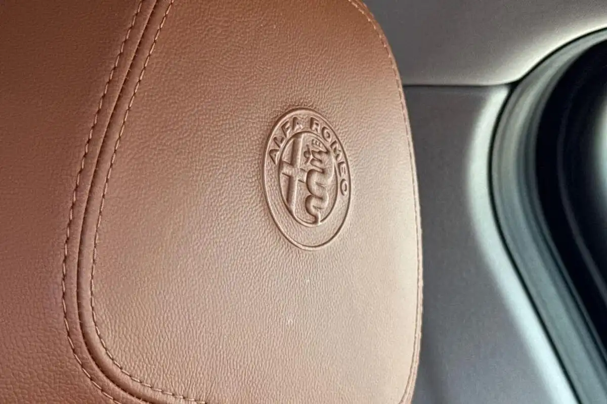 2019-alfa-romeo-giulia-22td-super-big-40