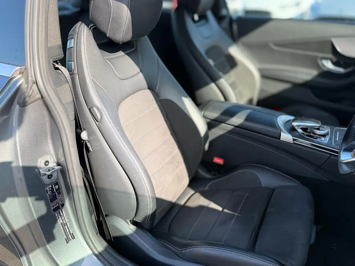 2019-mercedes-benz-c-class-20-c300-amg-line-premium-coupe-2d-big-48