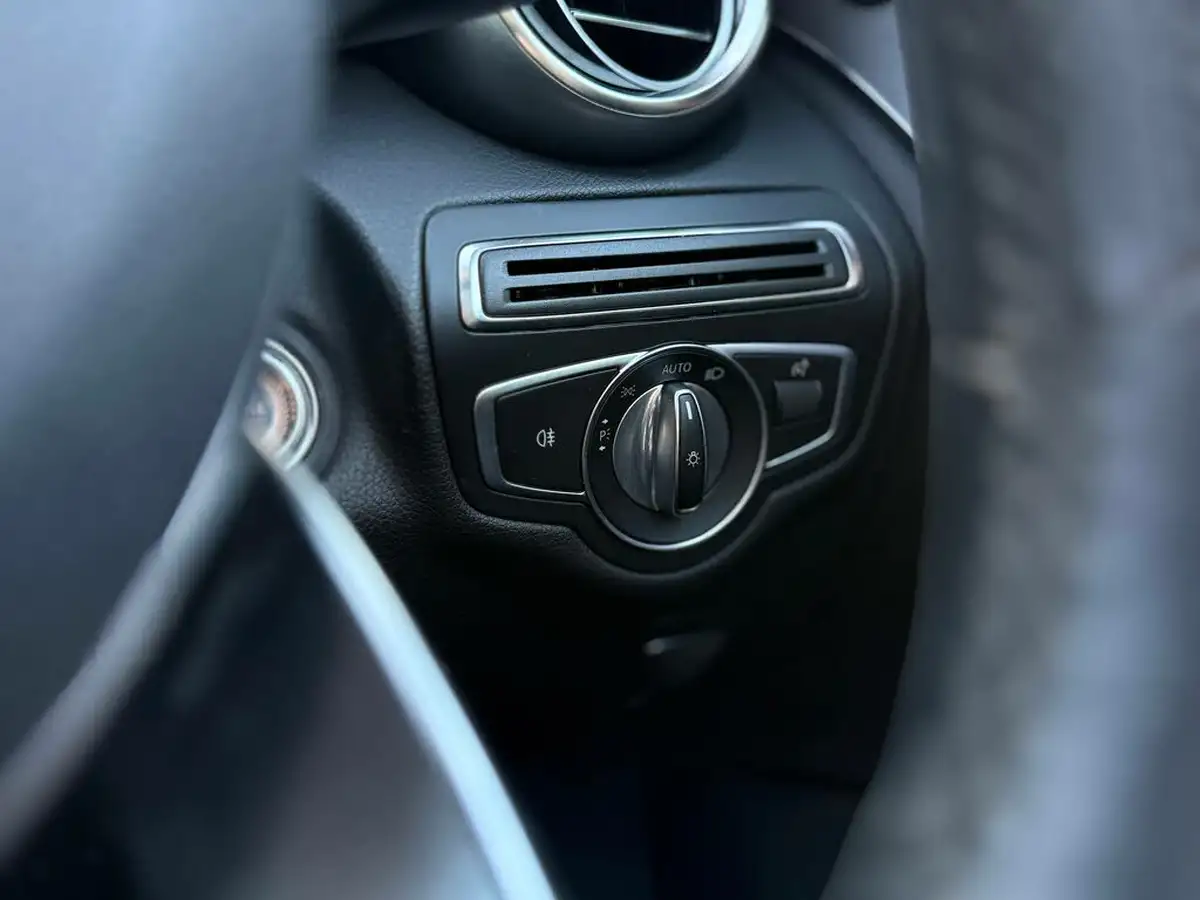 2019-mercedes-benz-c-class-20-c300-amg-line-premium-coupe-2d-big-24