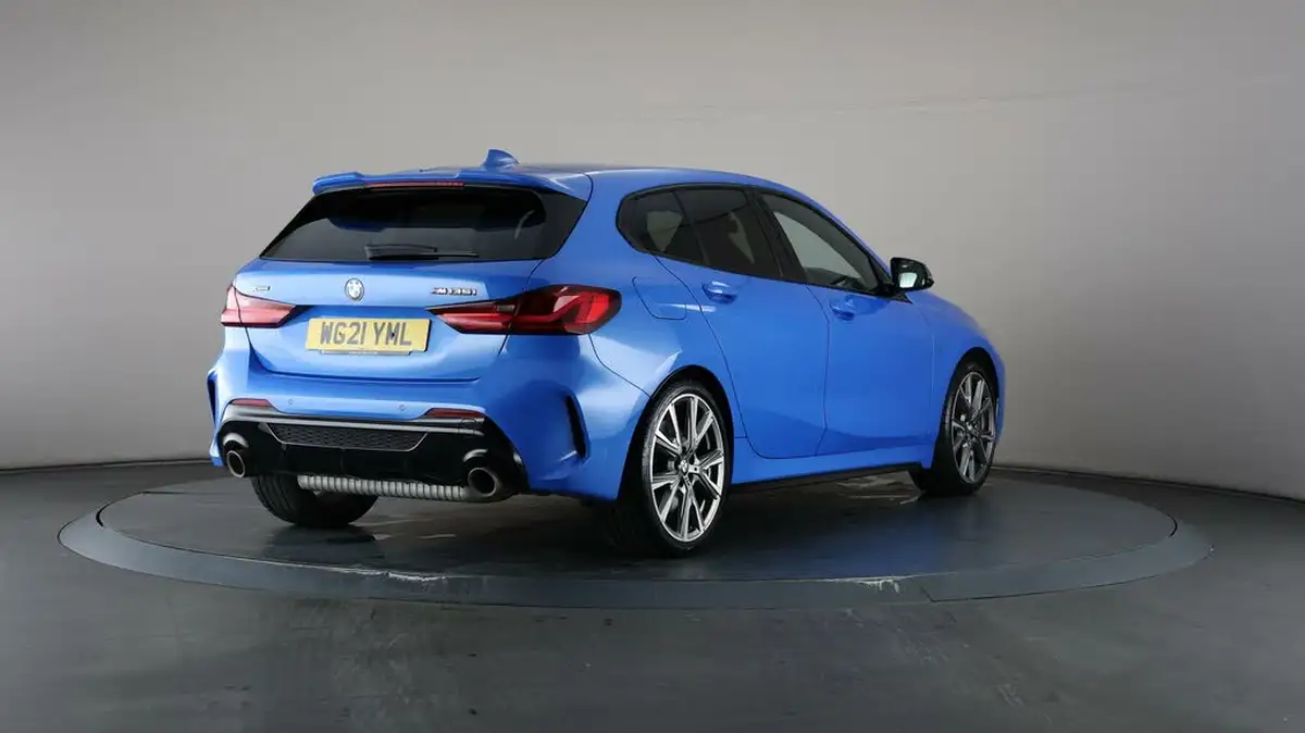 2021-bmw-1-series-20-m135i-xdrive-big-64
