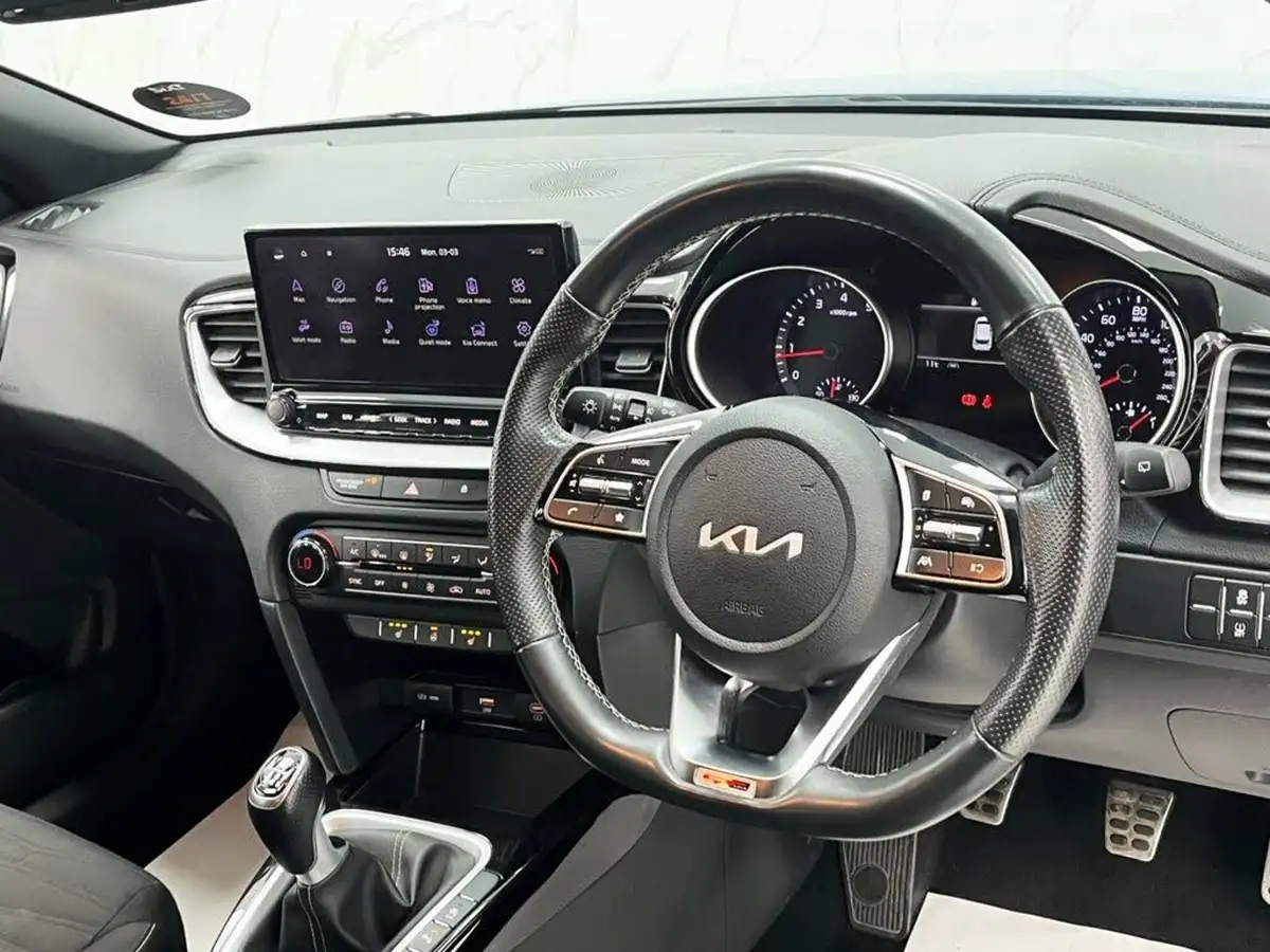 2022-kia-ceed-15-t-gdi-gt-line-big-27