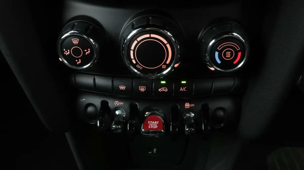 2020-mini-cooper-15-cooper-sport-hatchback-5d-auto-big-12