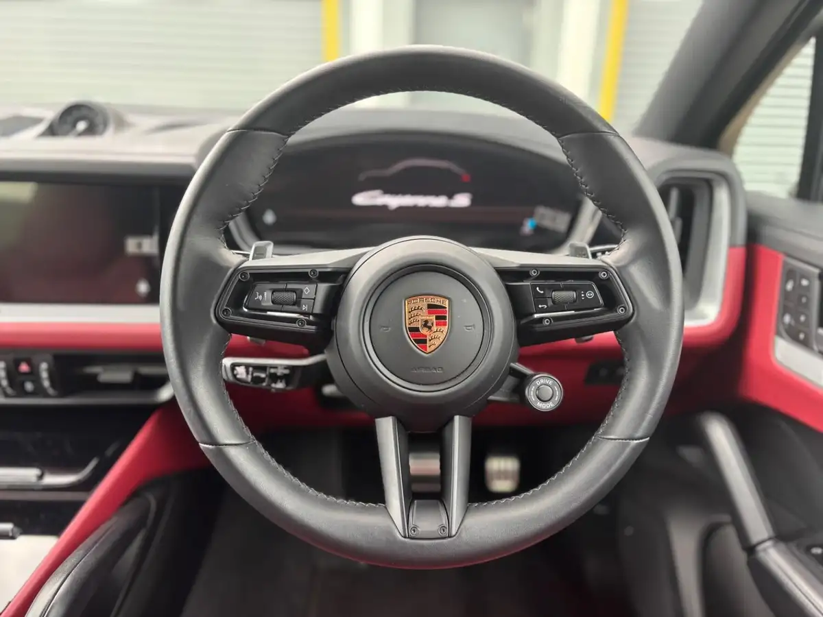 2024-porsche-cayenne-30-v6-s-e-hybrid-coupe-big-18