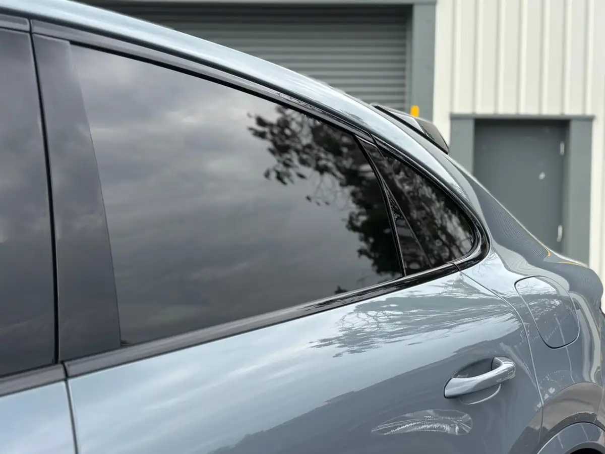 2024-porsche-cayenne-30-v6-s-e-hybrid-coupe-big-42