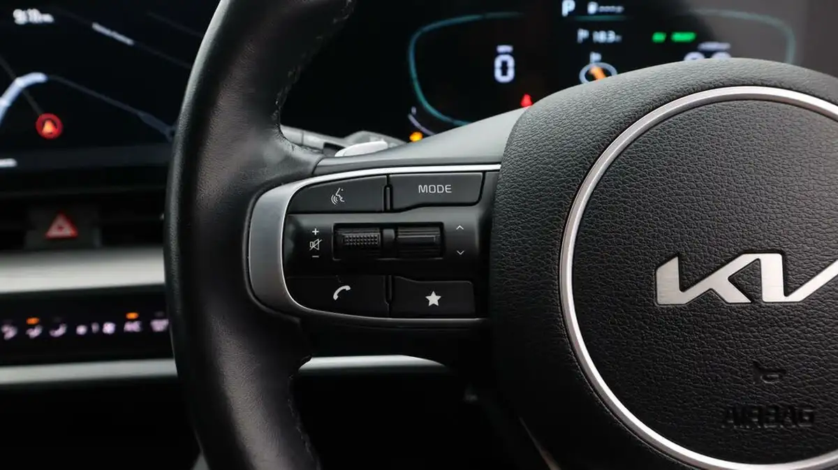 2023-kia-sportage-16-t-gdi-gt-line-261bhp-awd-phev-auto-big-25