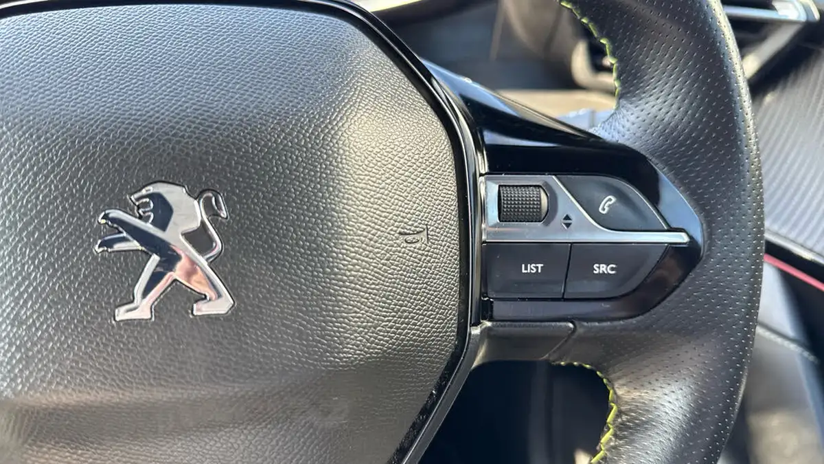 2021-peugeot-208-12-puretech-gt-premium-100bhp-big-23