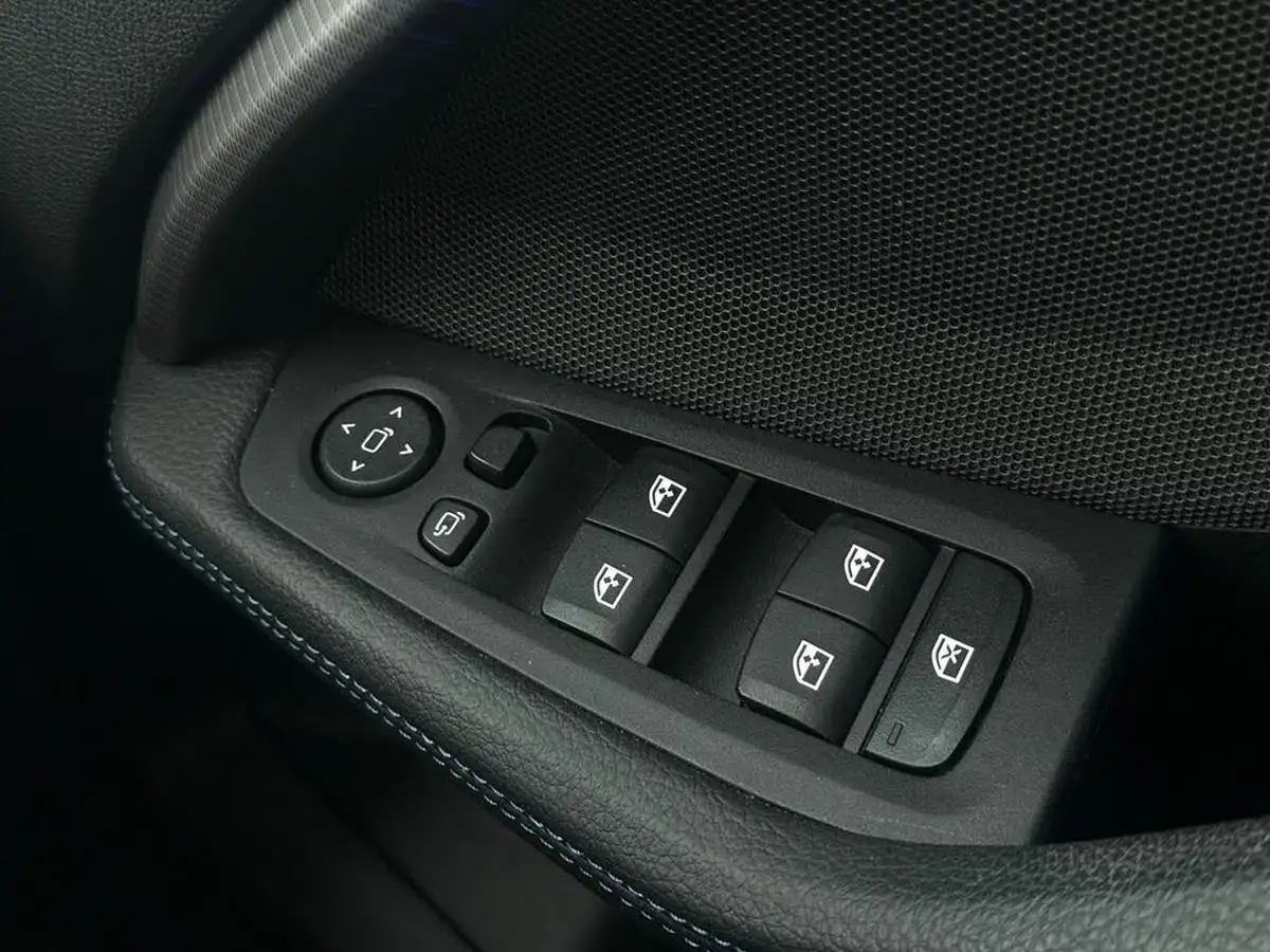 2023-bmw-1-series-15-118i-m-sport-lcp-dct-big-17
