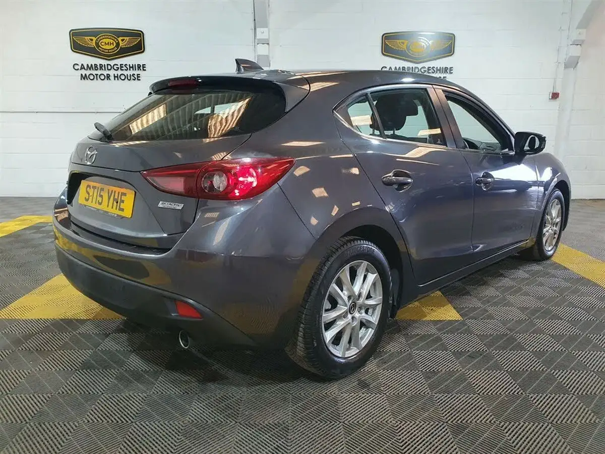 2015-mazda-mazda3-20-se-nav-hatchback-5d-auto-big-11